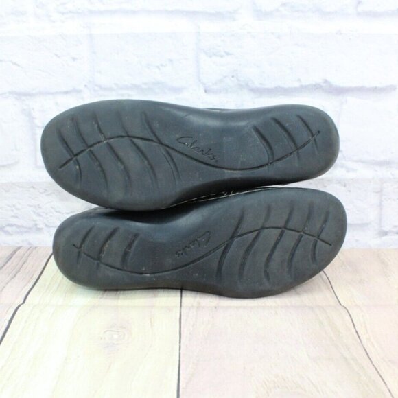 Clarks Black Leather Comfort Cushioned Slip On Loafer Shoes Size 7.5 M - Picture 9 of 9